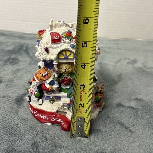 IT'S A PURRFECT SEASON Christmas Holiday Resin House 5.5" Tall x 4" Wide - Picture 16 of 16
